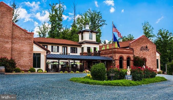 SPRINGHILL TOWNHOME - Residential