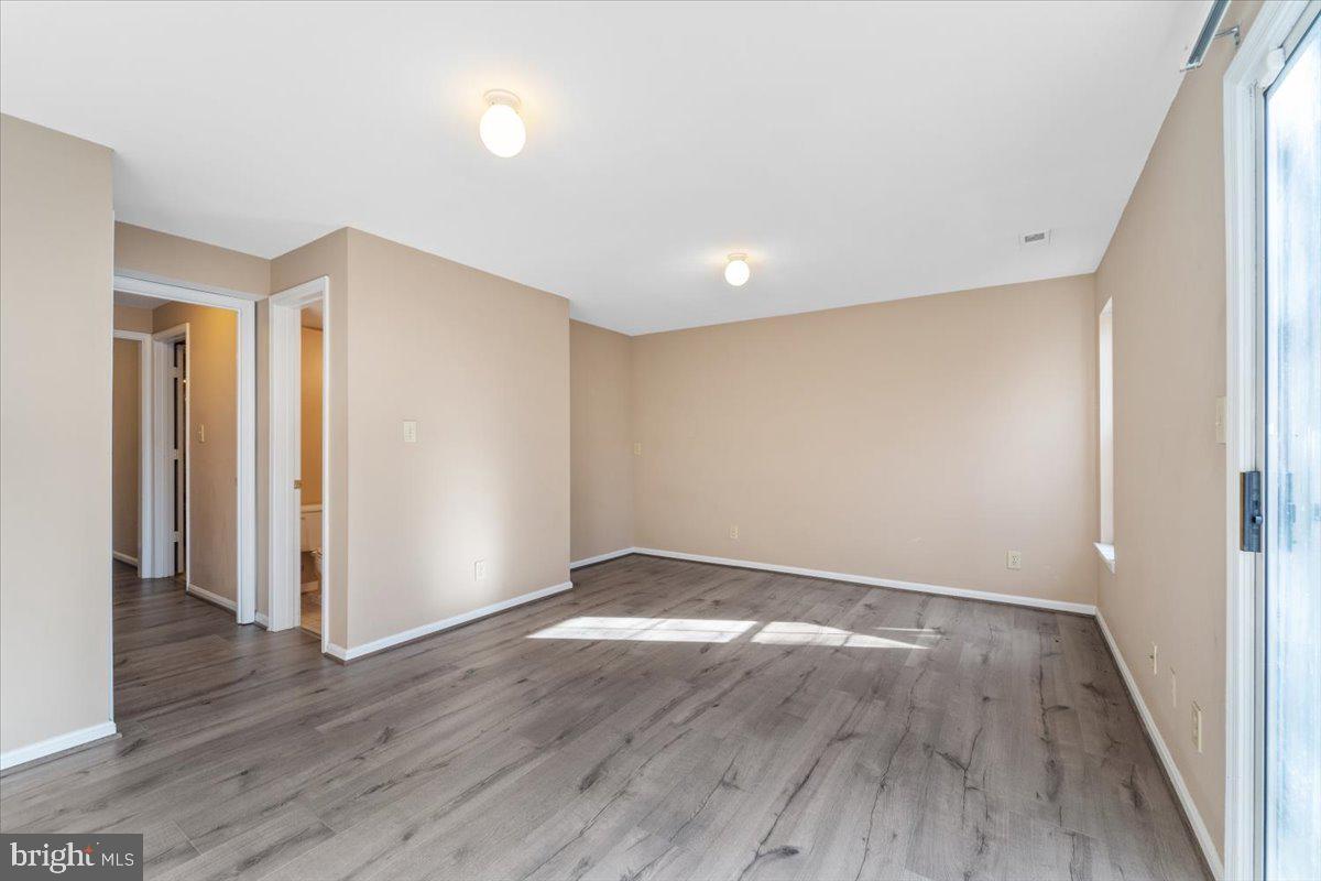 SPRINGHILL TOWNHOME - Residential