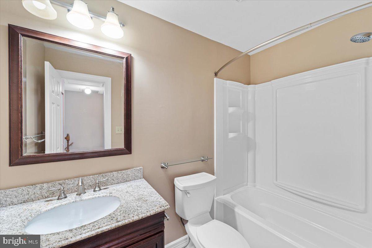 SPRINGHILL TOWNHOME - Residential