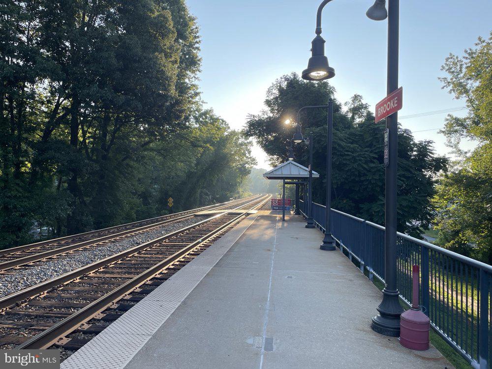 SPRINGHILL TOWNHOME - Residential