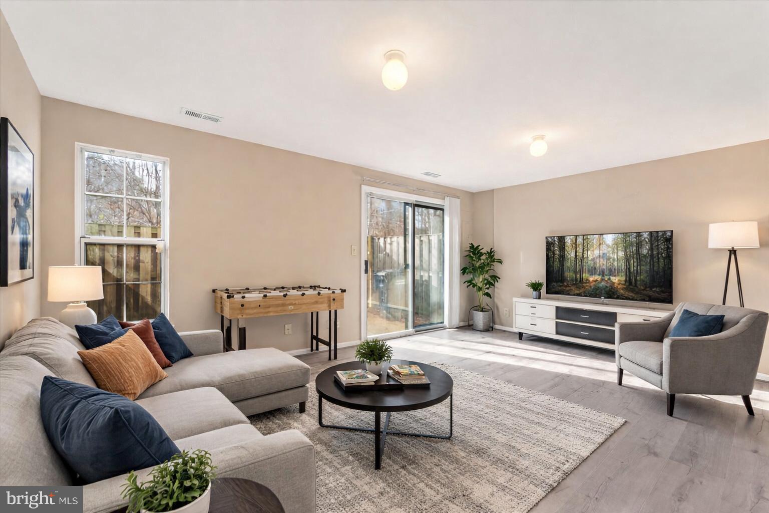 SPRINGHILL TOWNHOME - Residential