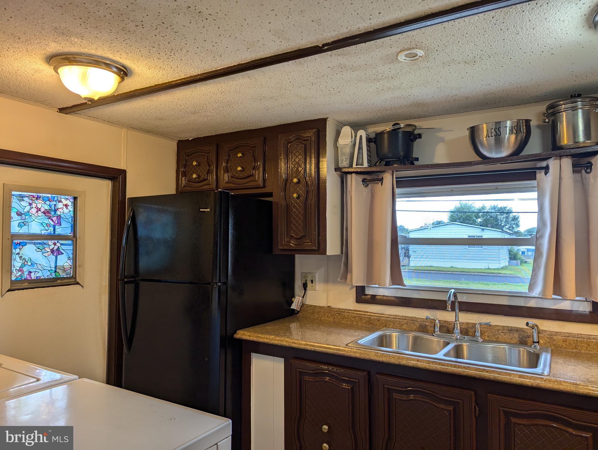 PENNWOOD CROSSING - Residential