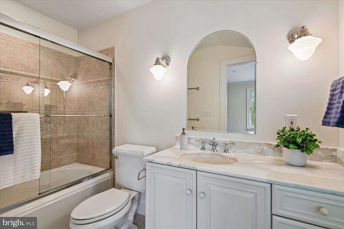 POPLAR POINT - Residential