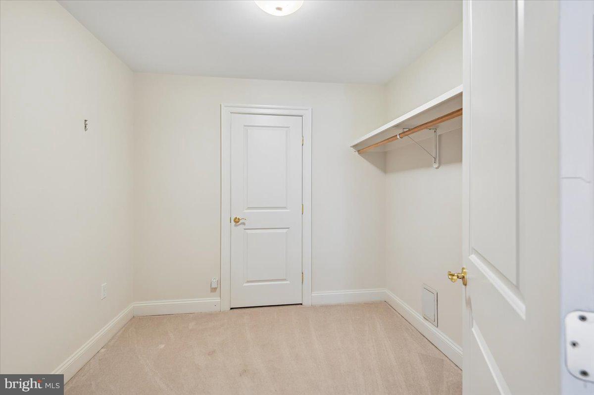 POPLAR POINT - Residential