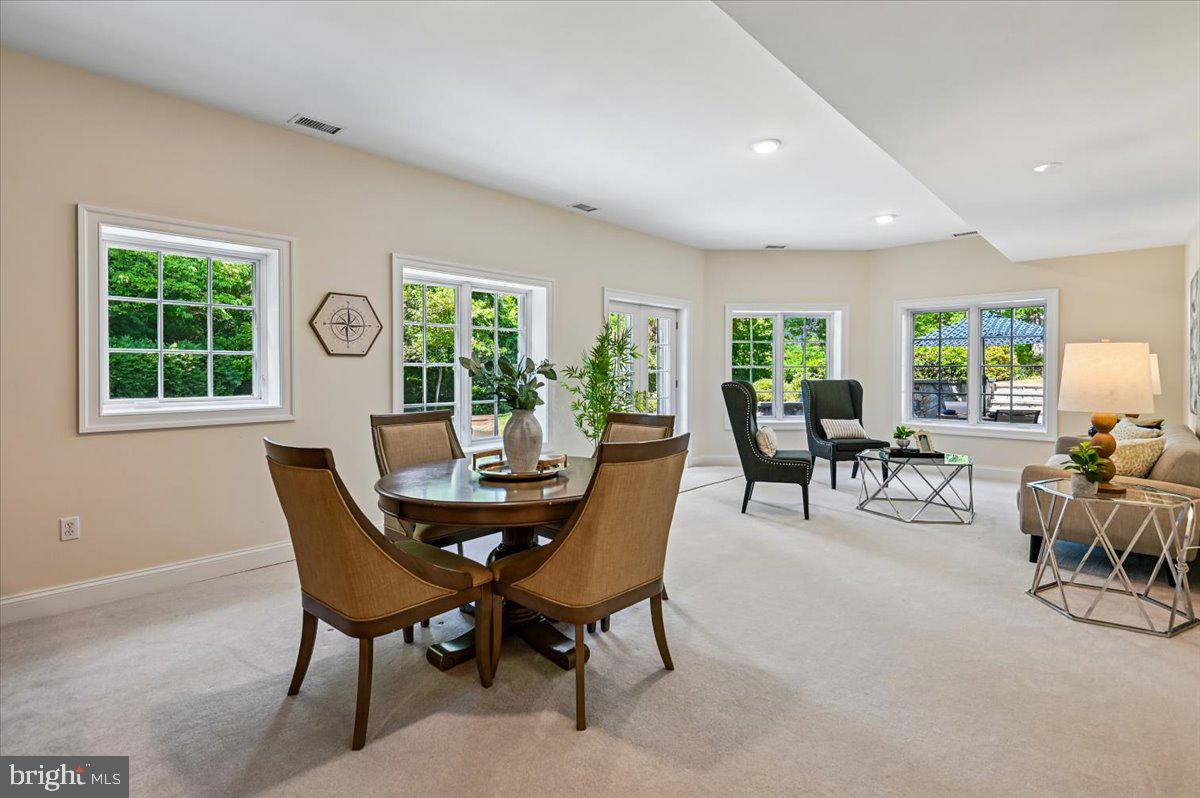 POPLAR POINT - Residential
