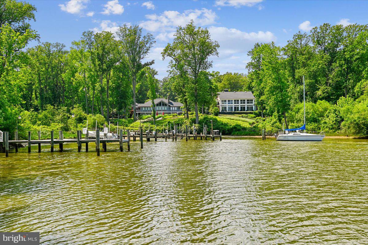 POPLAR POINT - Residential