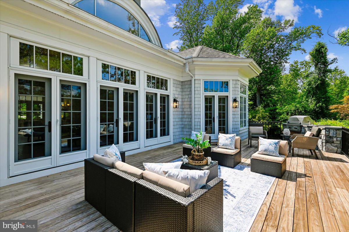 POPLAR POINT - Residential