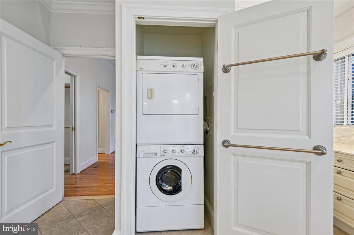 POPLAR POINT - Residential