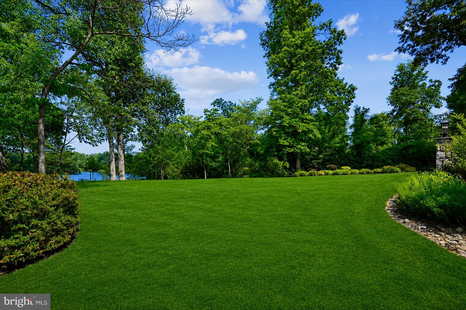 POPLAR POINT - Residential