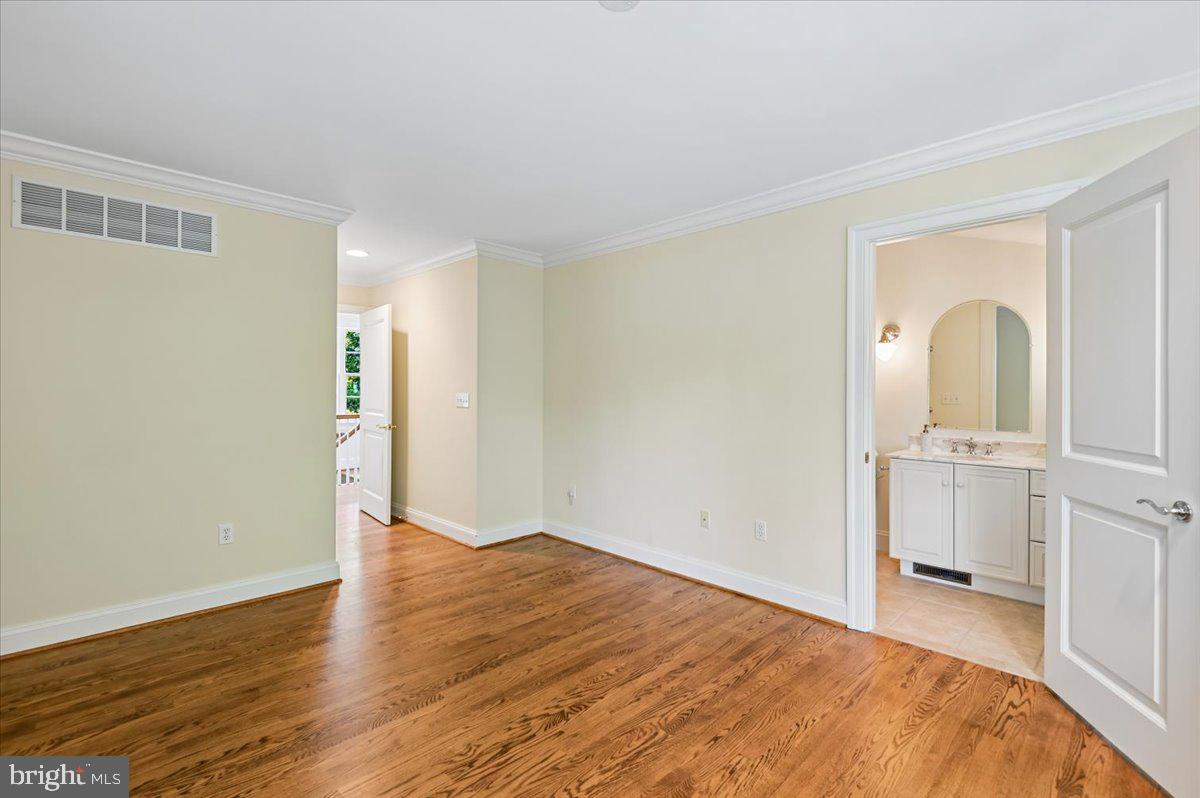 POPLAR POINT - Residential