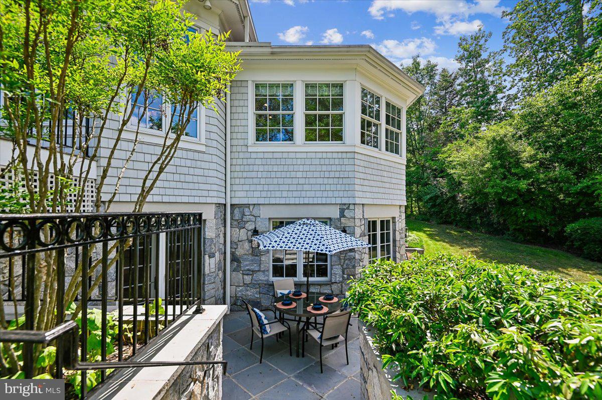 POPLAR POINT - Residential