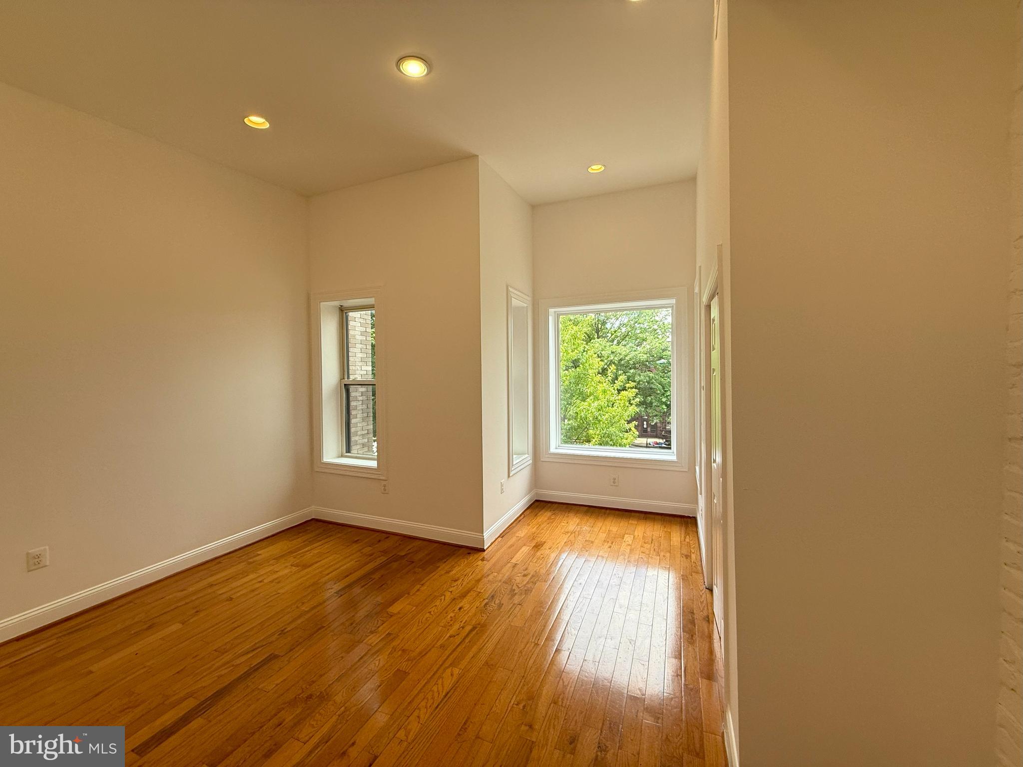 1707 NORTH CAPITOL STREET NE