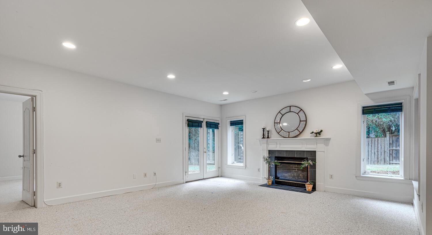 CARRINGTON - Residential