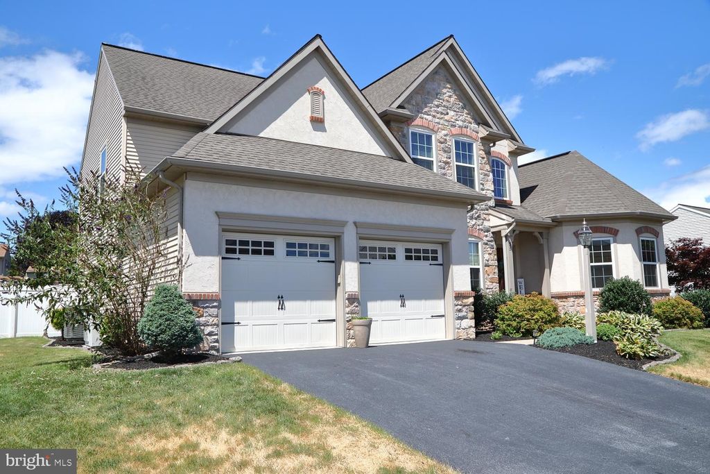 Photo of 35 Summerlyn Drive, Ephrata, PA 17522 (MLS # PALA2053328)