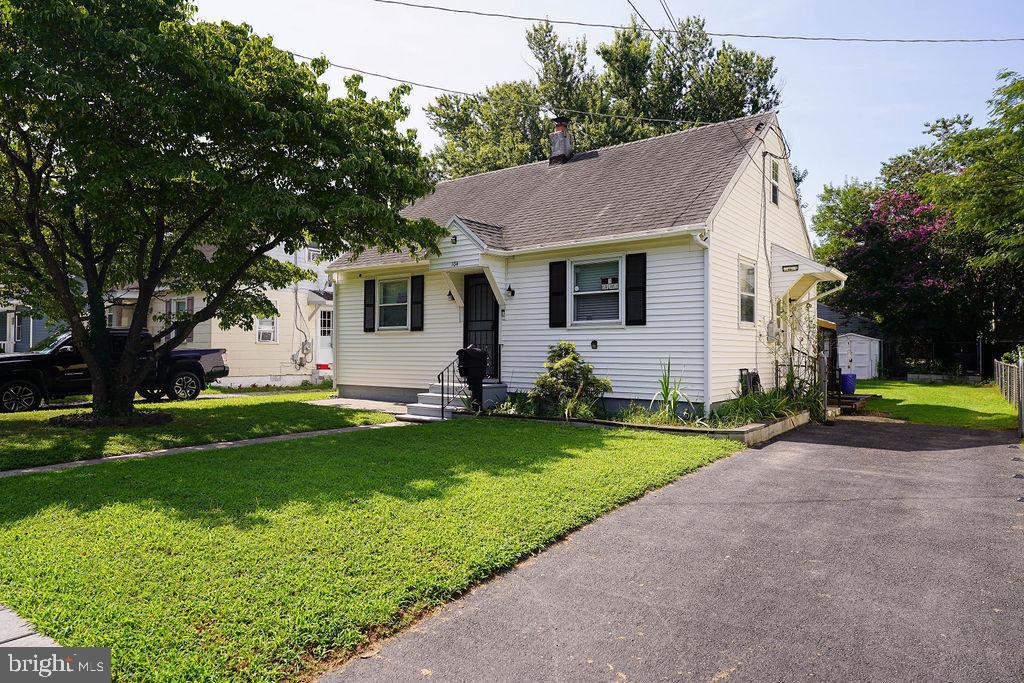 104 VAN BUREN STREET