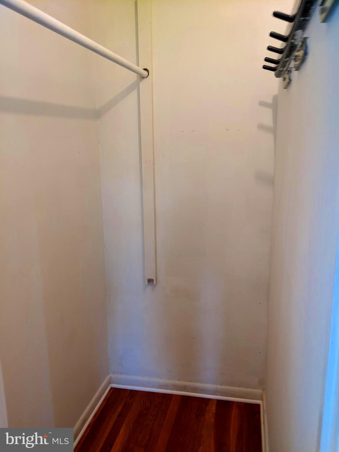 NORTH POTOMAC VISTA - Residential Lease