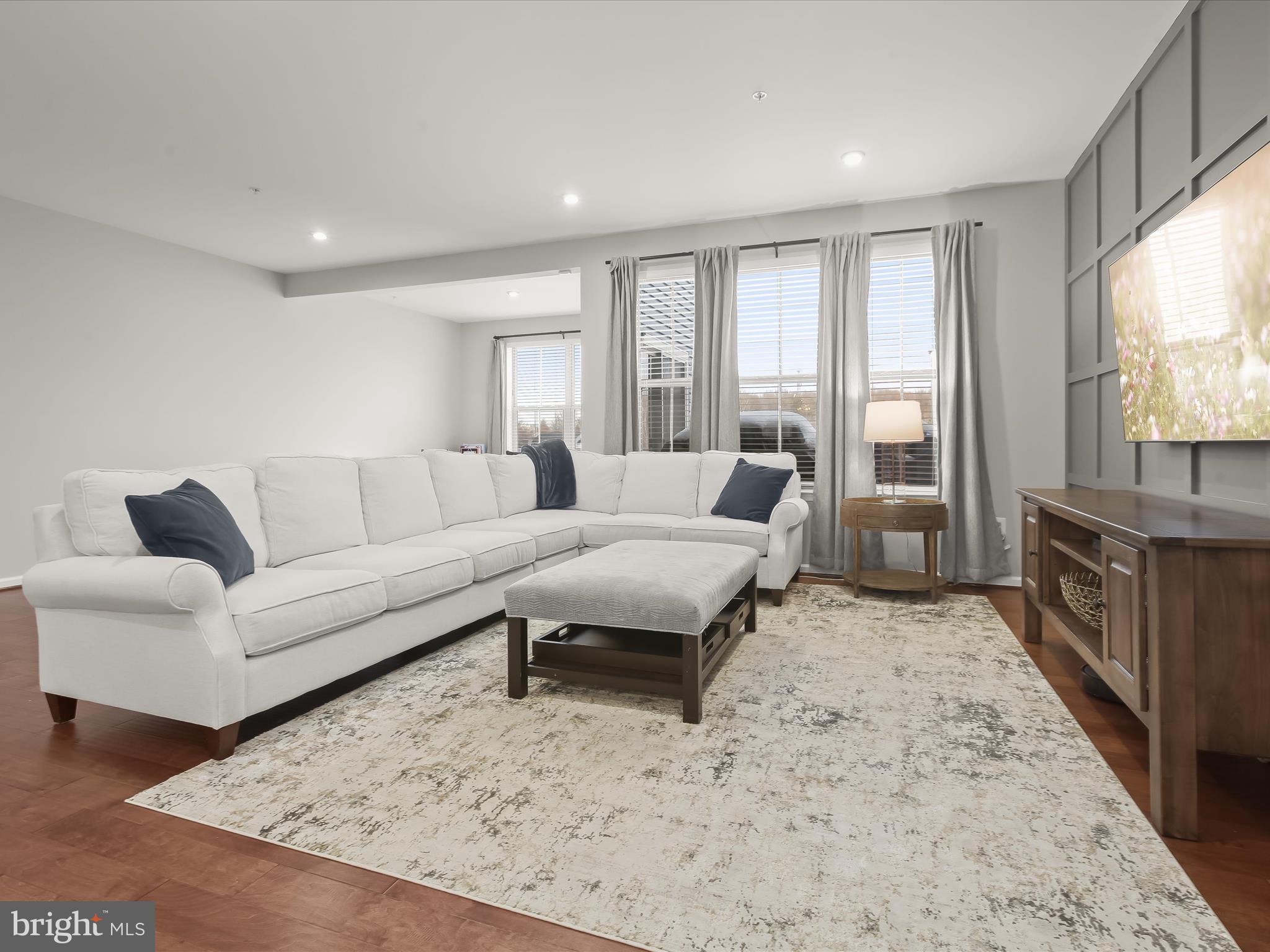 PARKSIDE - Residential