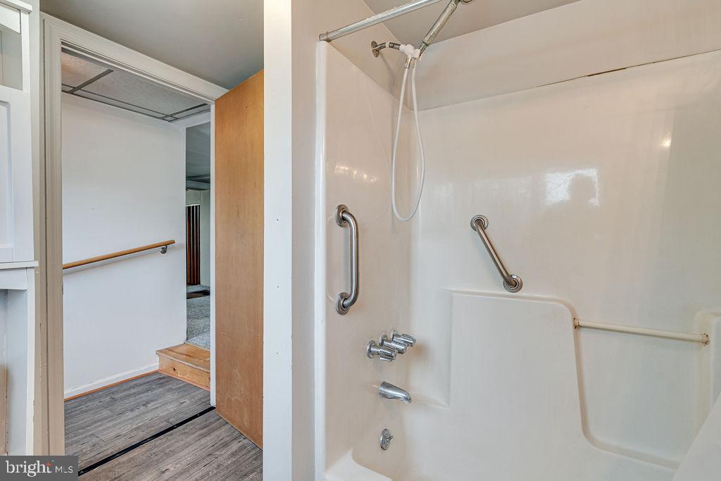 GREATLAND FARMS - Residential