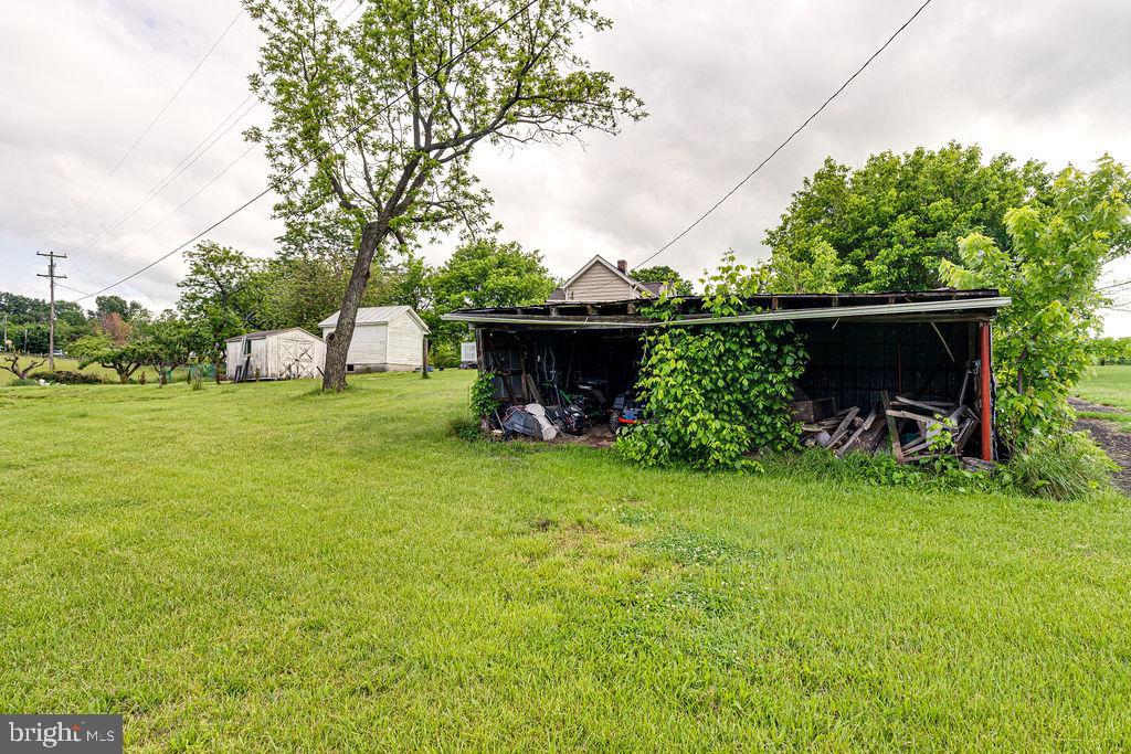 GREATLAND FARMS - Residential