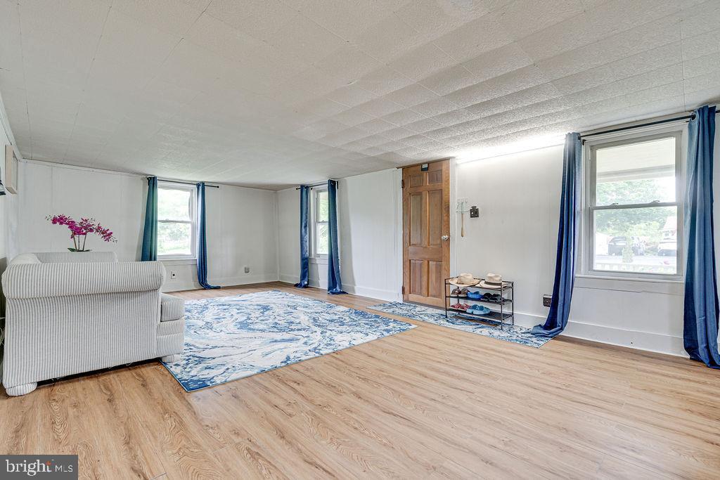 GREATLAND FARMS - Residential