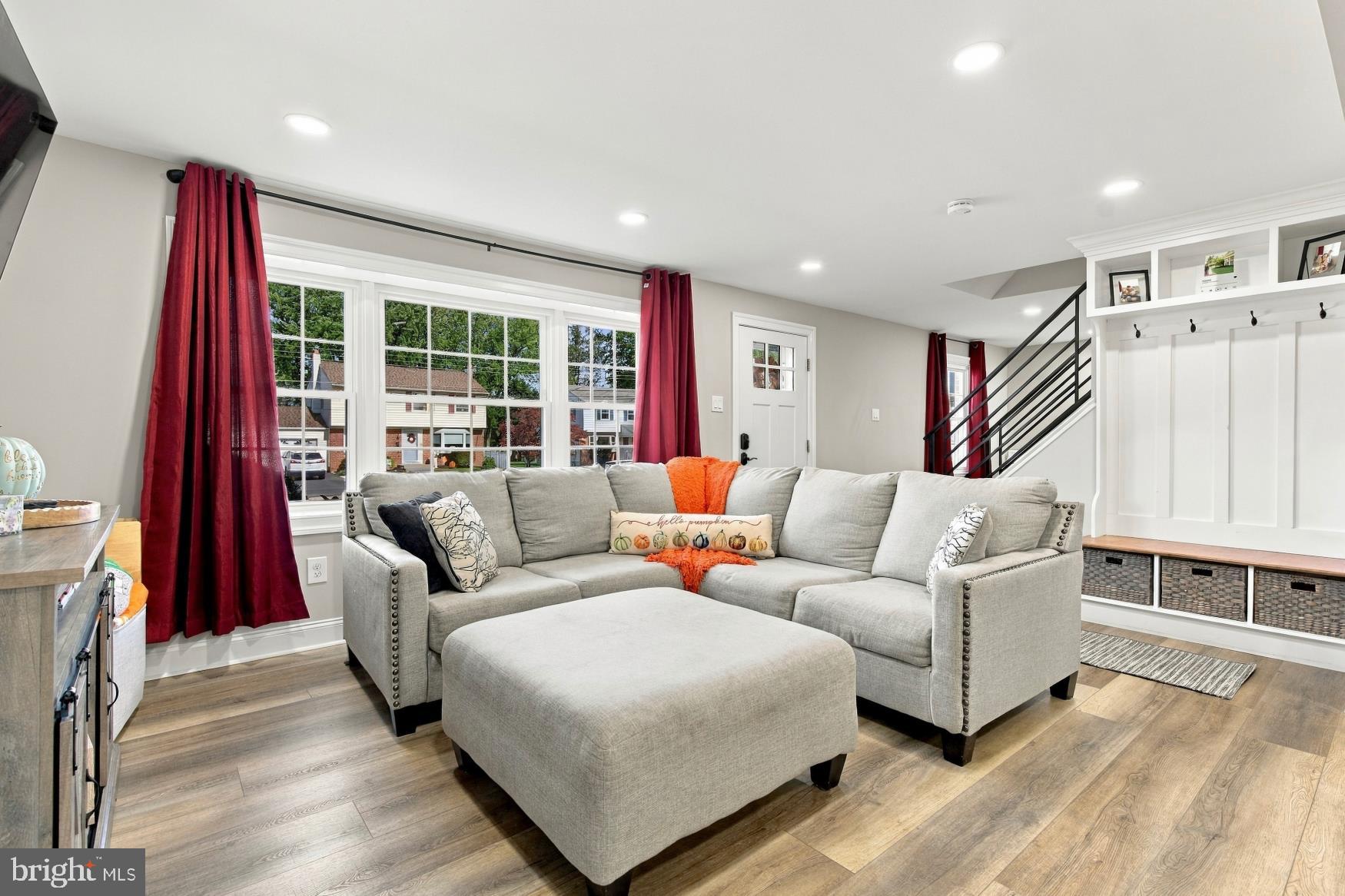 221 CRESTVIEW ROAD