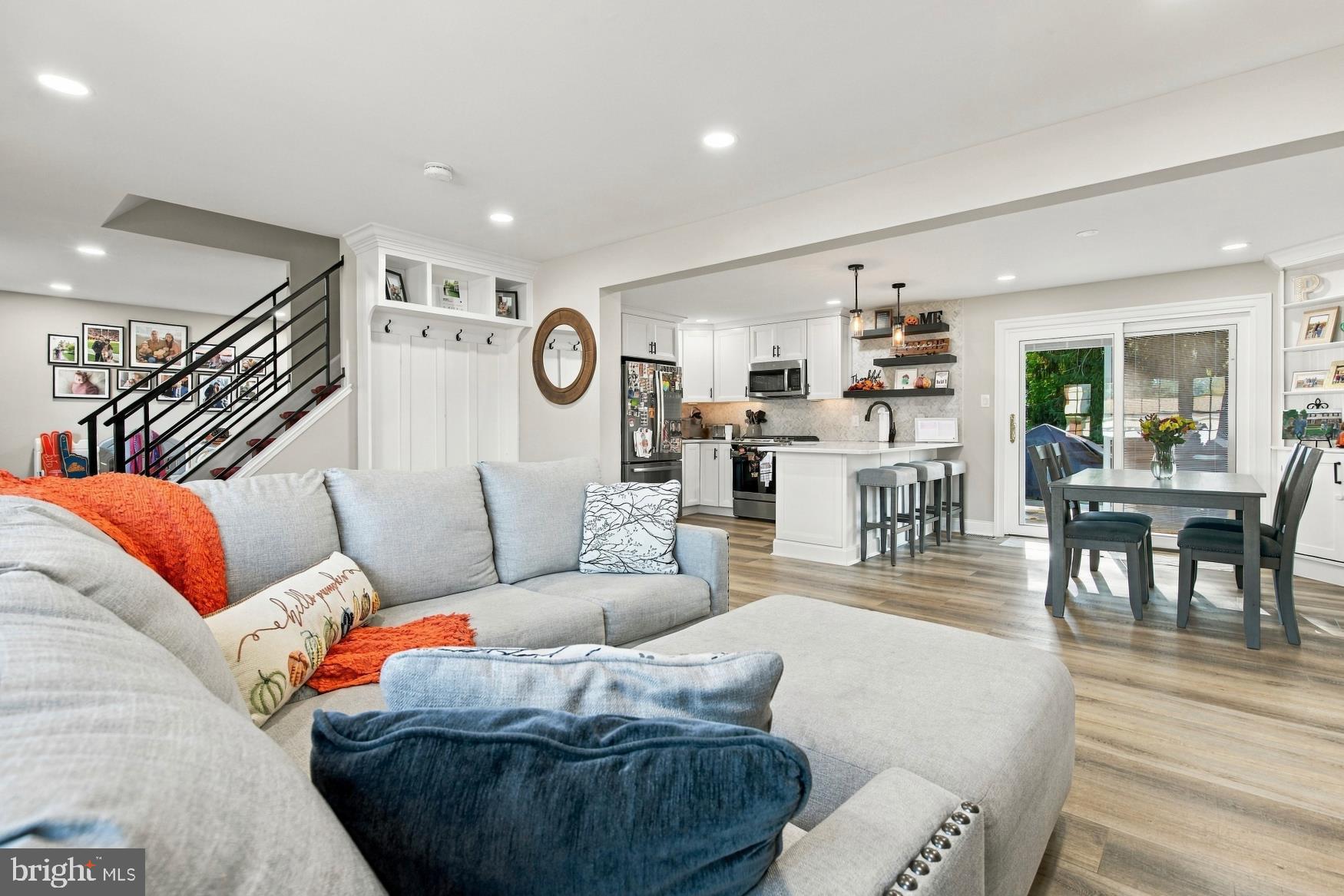 221 CRESTVIEW ROAD
