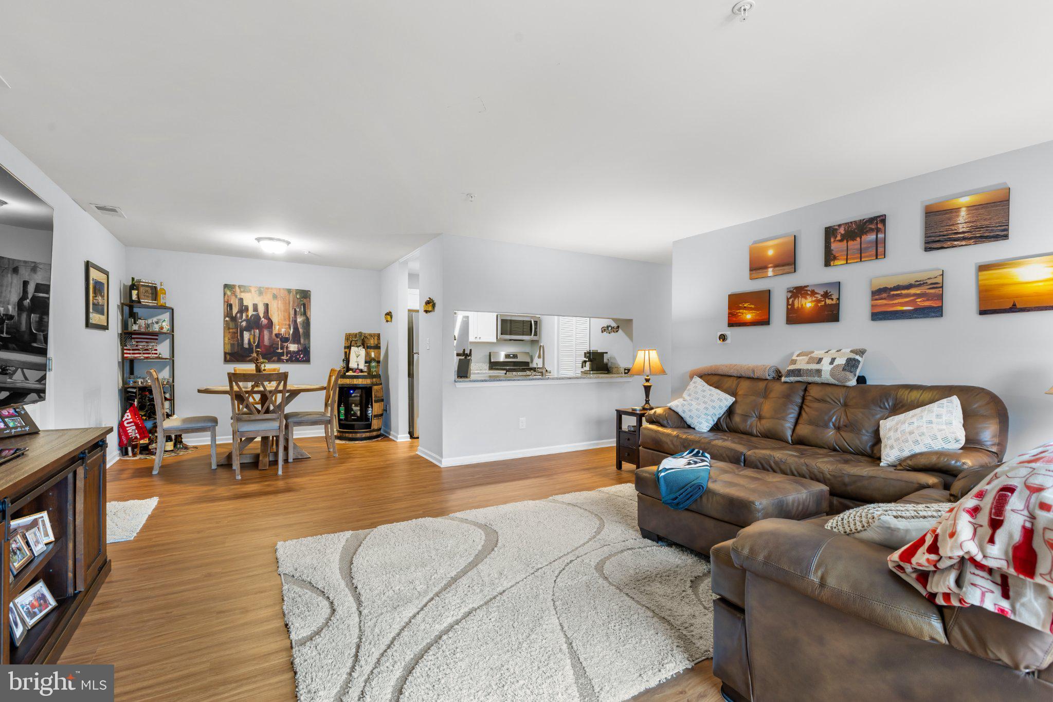 2810 AUBURN COURT
