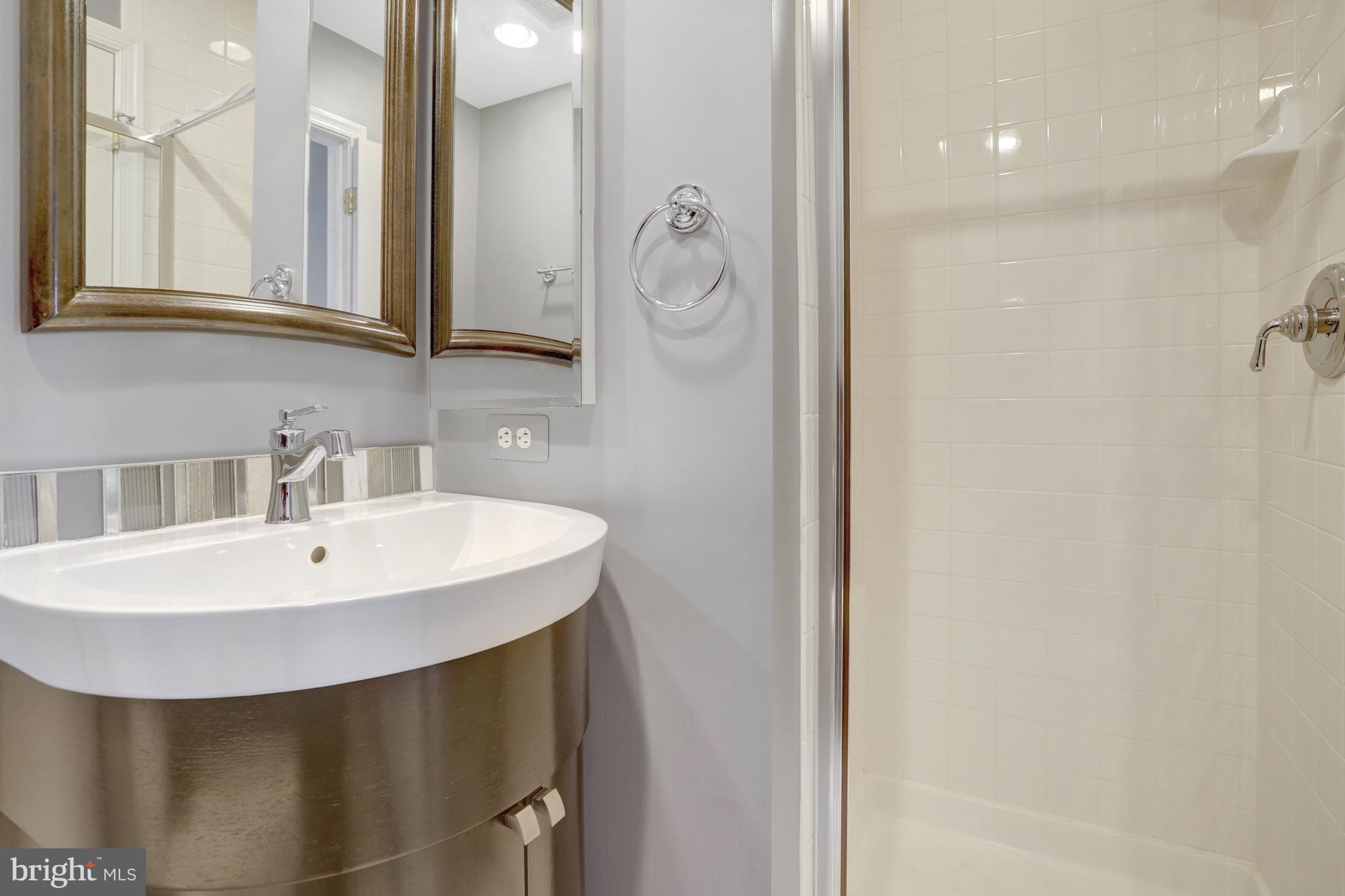 FORDS LANDING - Residential