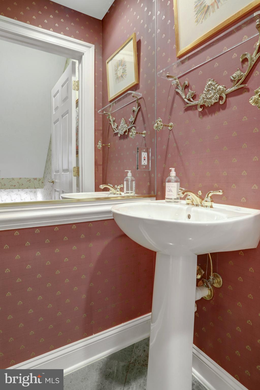 FORDS LANDING - Residential