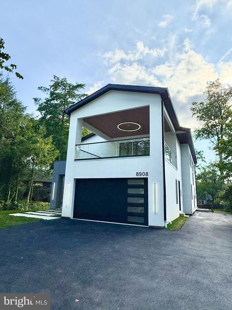 8908 MOHAWK LANE BETHESDA MD 20817
