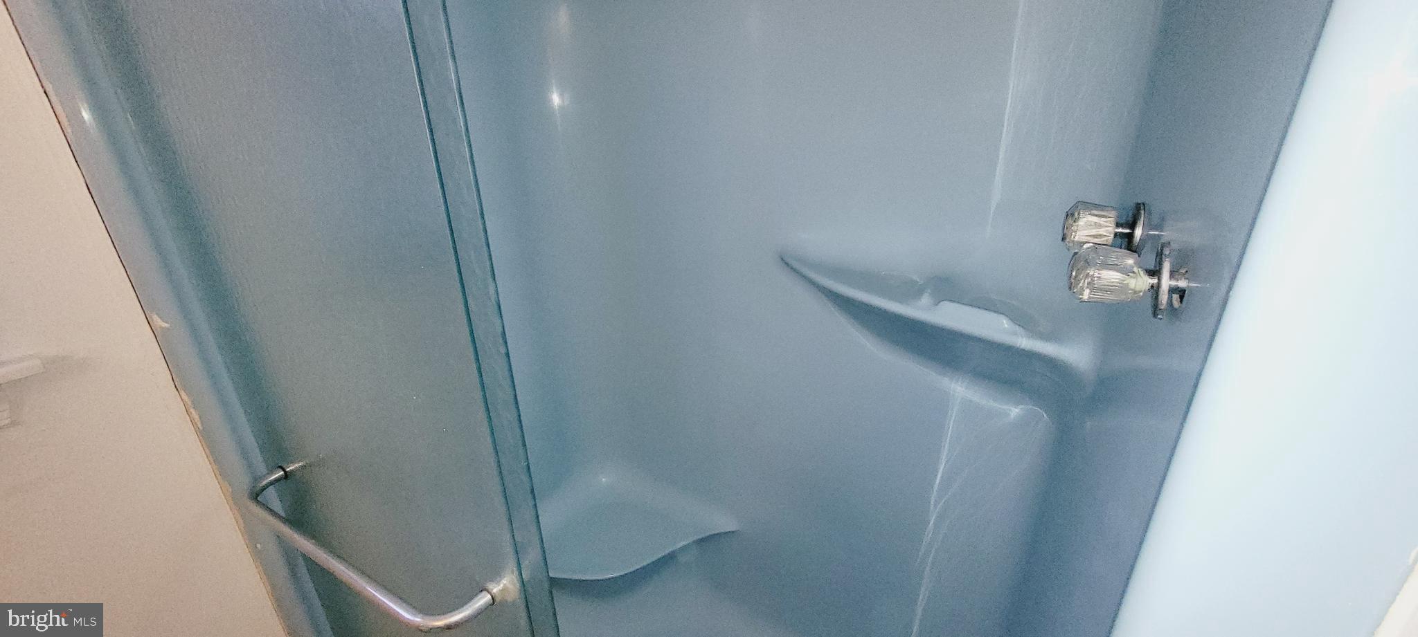 FORT WASHINGTON - Residential