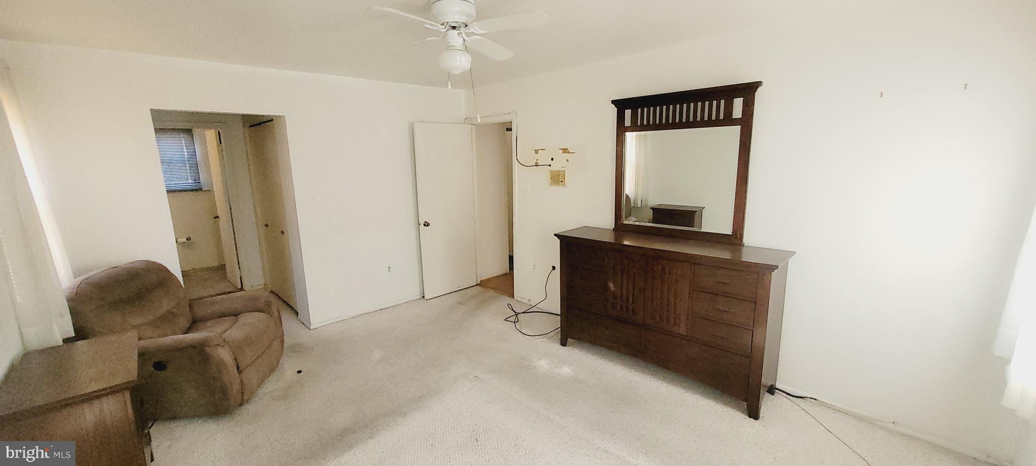 FORT WASHINGTON - Residential