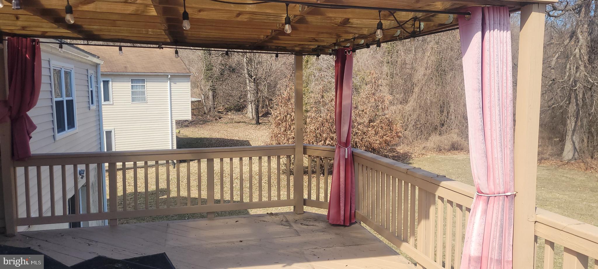 FORT WASHINGTON - Residential