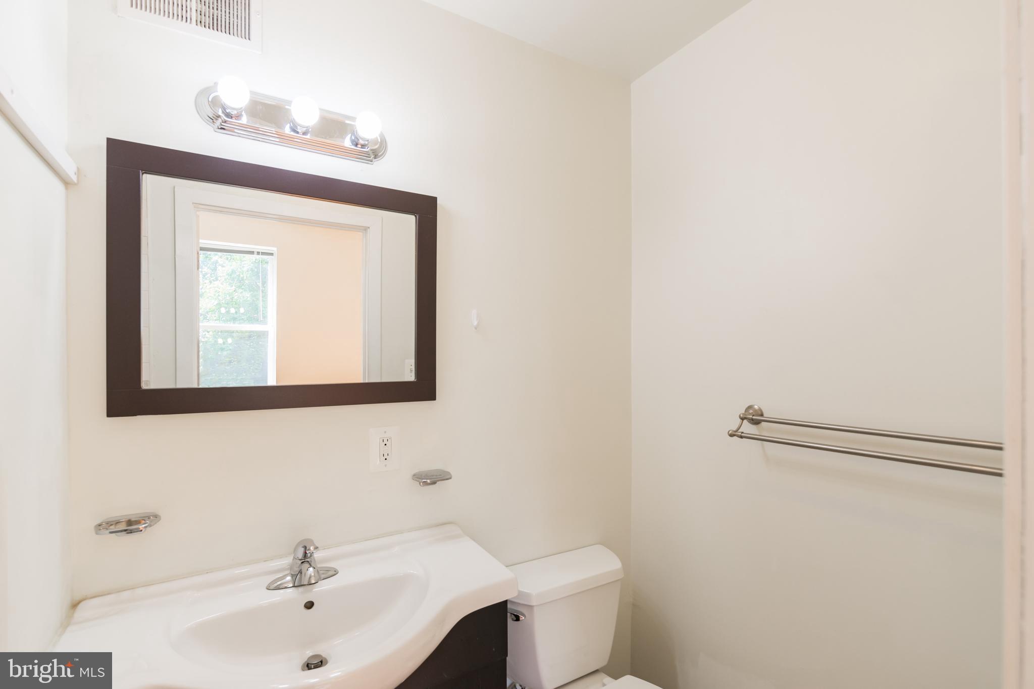 WEST PHILADELPHIA - Residential Lease