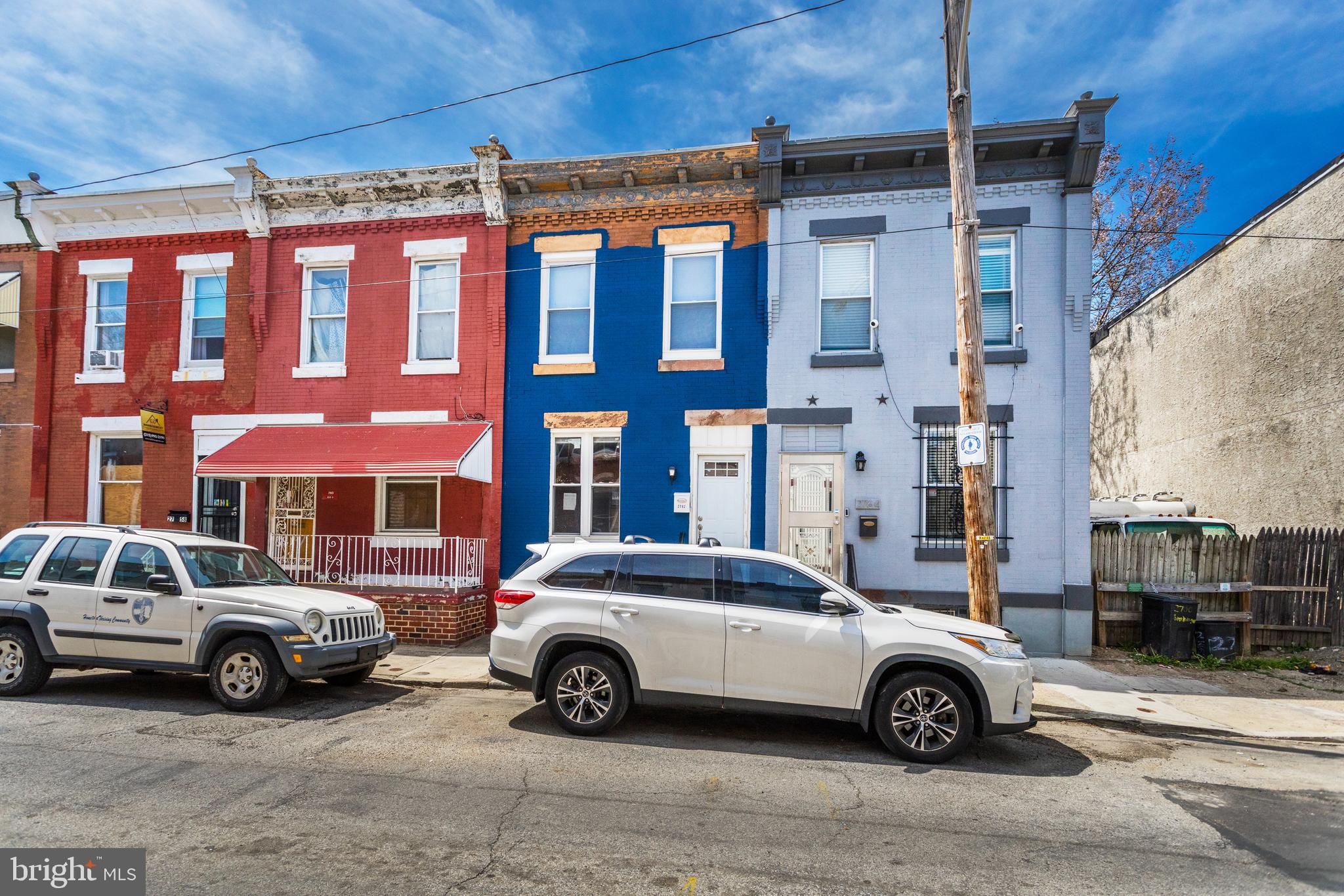 Fully Renovated & Move-In Ready! Ideal Investment or First Home Opportunity in a Prime Location
Welcome to 2762 N Hemberger Street – a beautifully renovated gem nestled in the heart of Philadelphia! This move-in-ready home features brand-new appliances, updated finishes throughout, and modern touches that make it truly stand out. Whether you're a first-time buyer or an investor looking to expand your portfolio, this property delivers unbeatable value.
Situated just steps from public transportation, commuting to Center City or nearby neighborhoods is a breeze. The area is also known for its strong rental demand, with average rents around $1,500/month – offering immediate income potential for savvy investors. With an instant 11% cap rate.
Don't miss your chance to own a turn-key property in one of Philly’s up-and-coming neighborhoods. Schedule your showing today and come see the quality, convenience, and opportunity that 2762 N Hemberger has to offer!