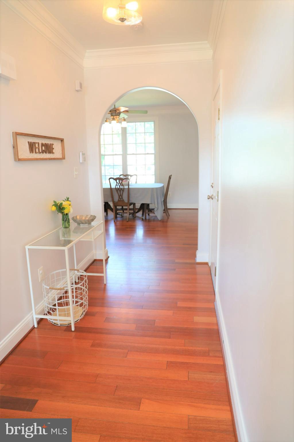 WOODLAND BEACH - Residential