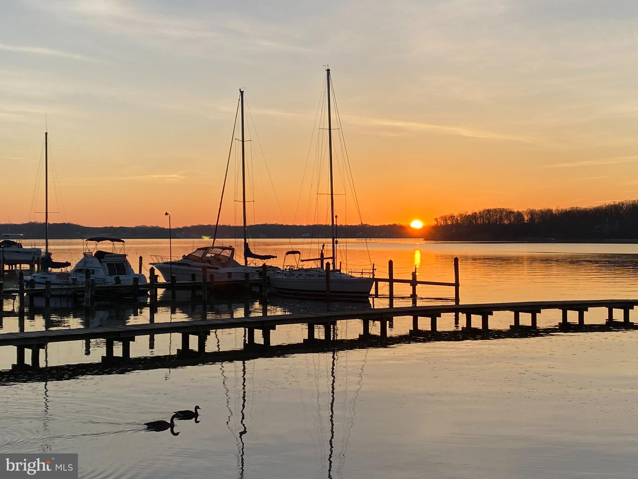 WOODLAND BEACH - Residential