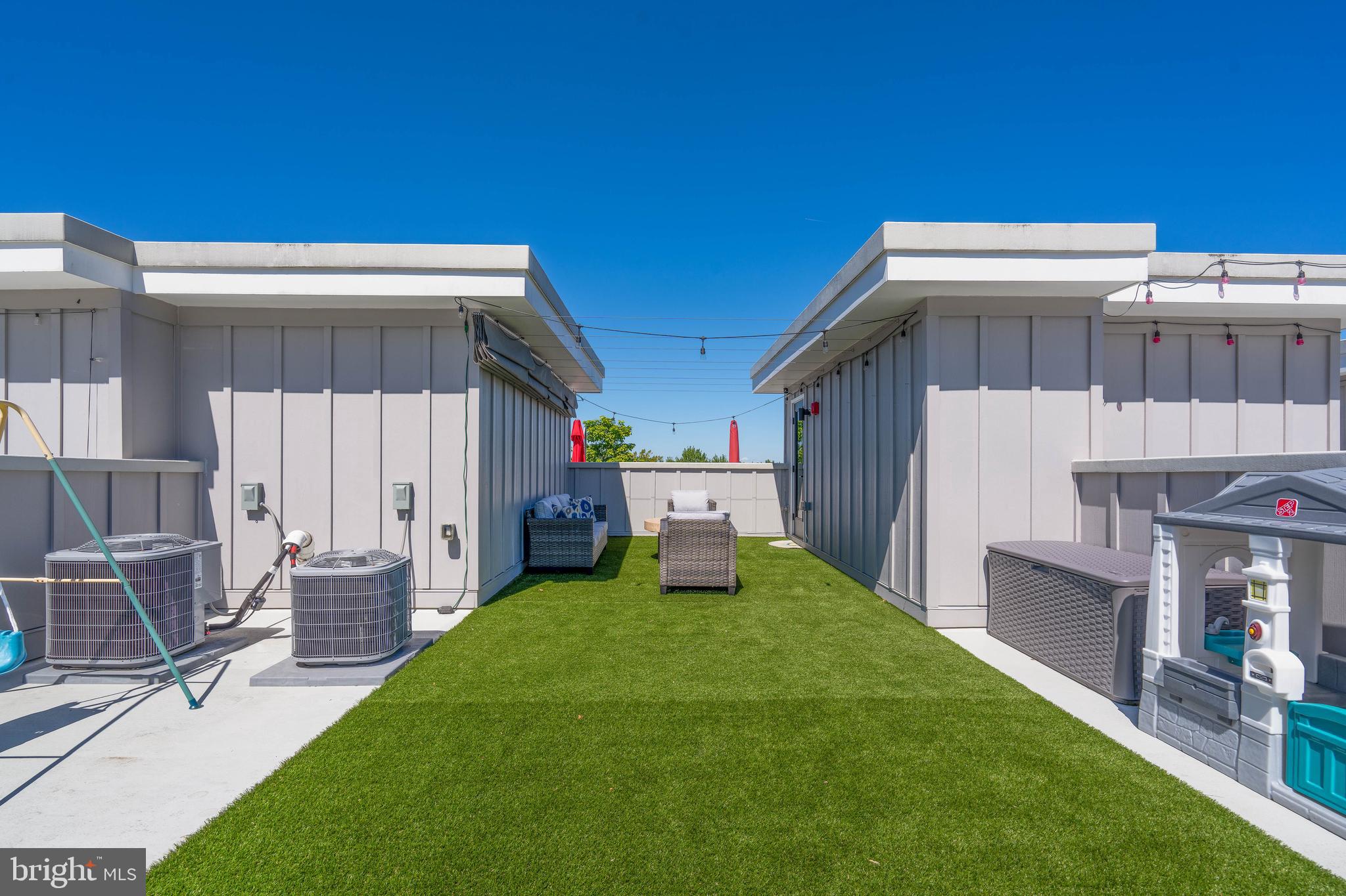 FORT WASHINGTON - Residential