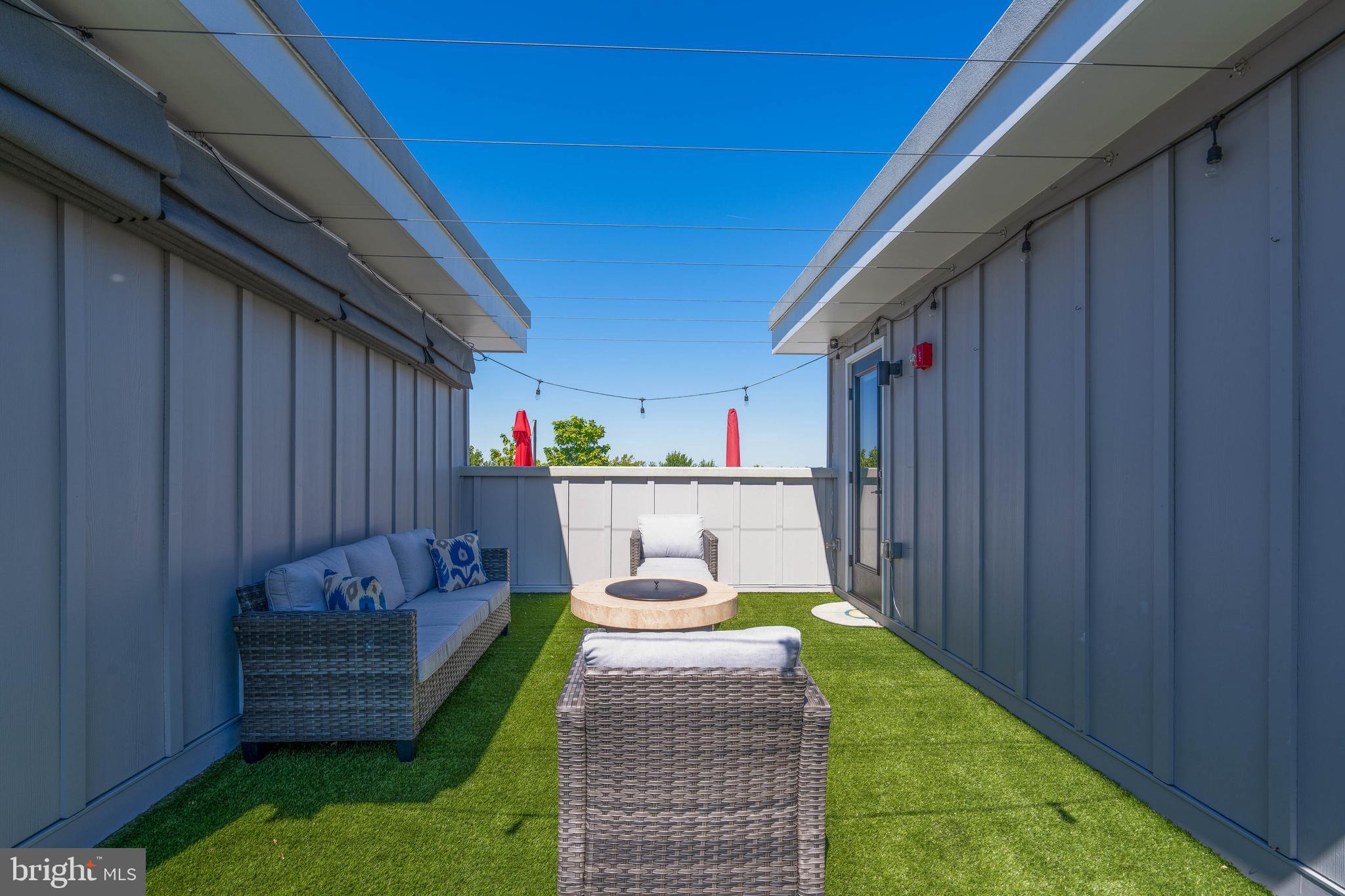 FORT WASHINGTON - Residential