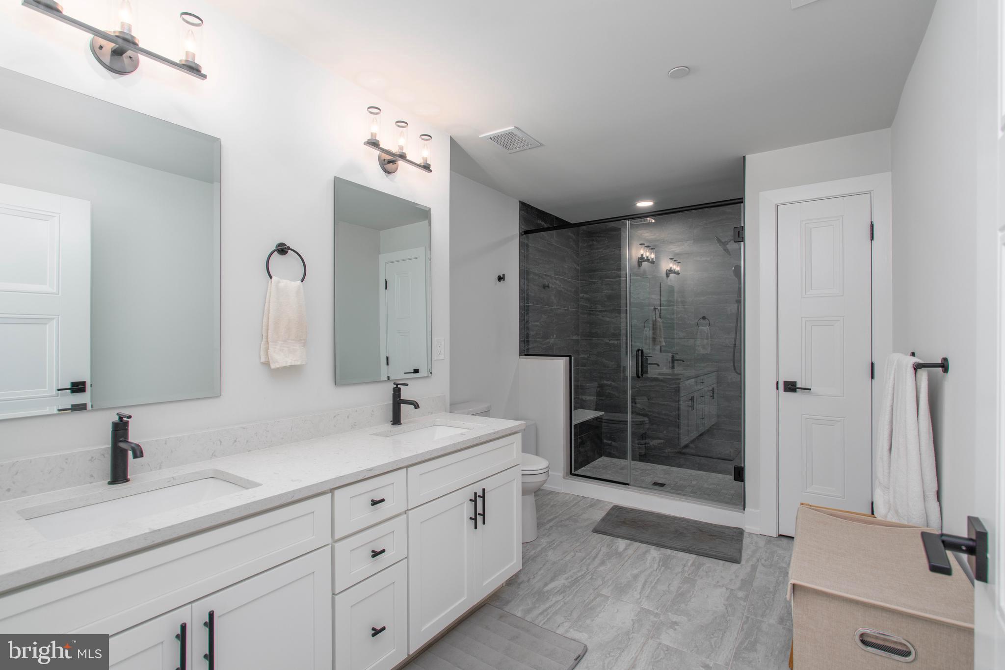 FORT WASHINGTON - Residential