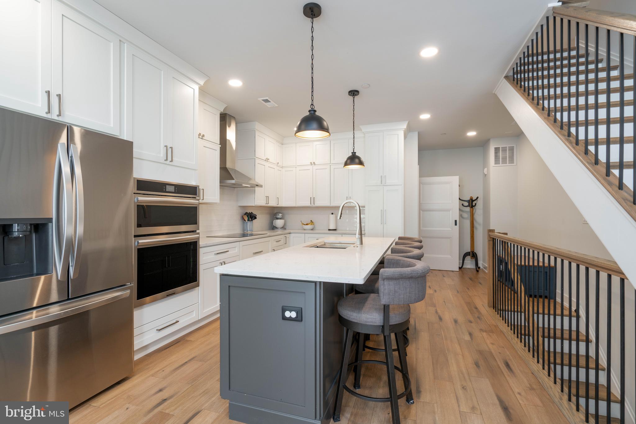 FORT WASHINGTON - Residential