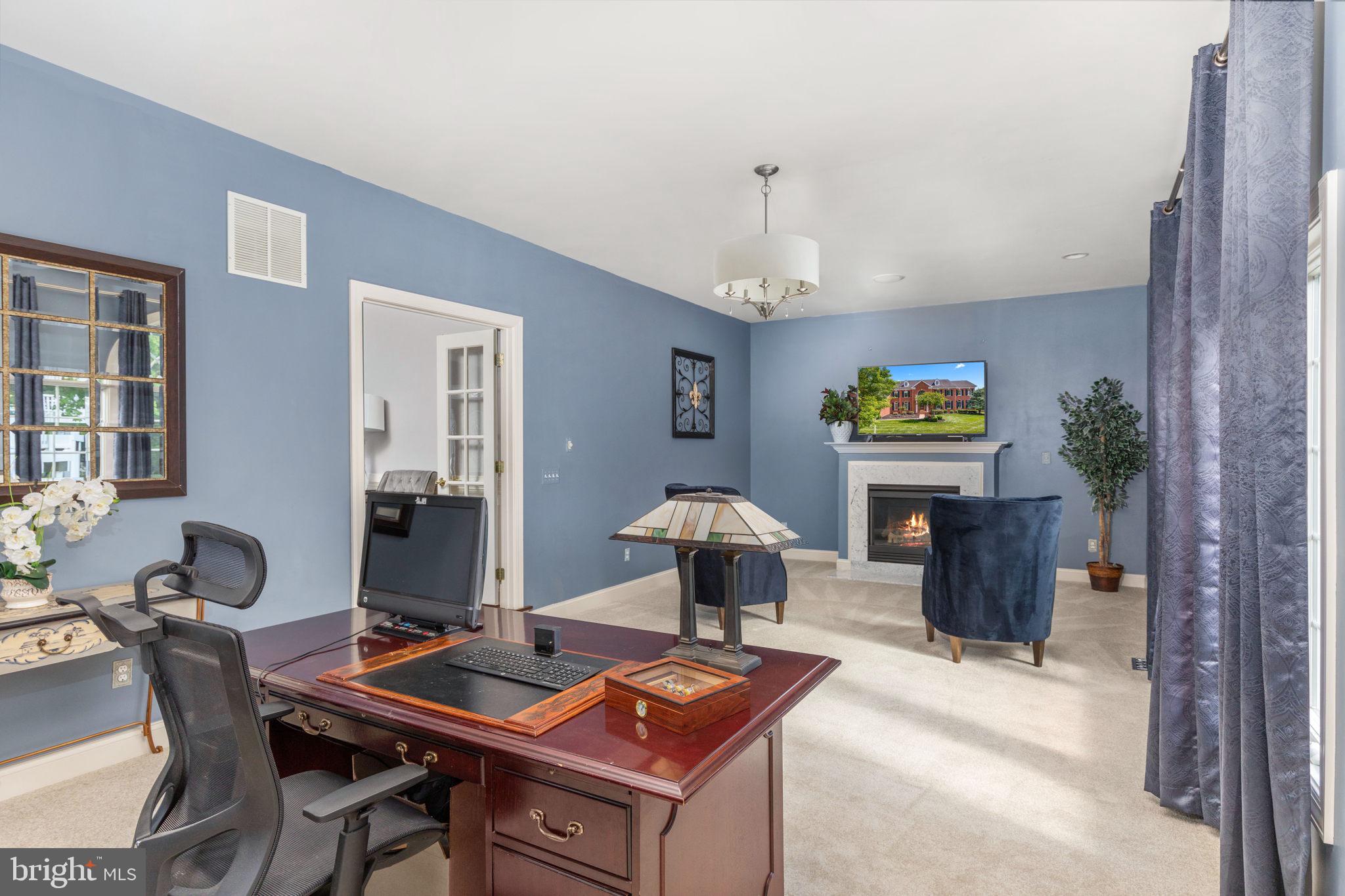 DOMINION VALLEY COUNTRY CLUB - Residential