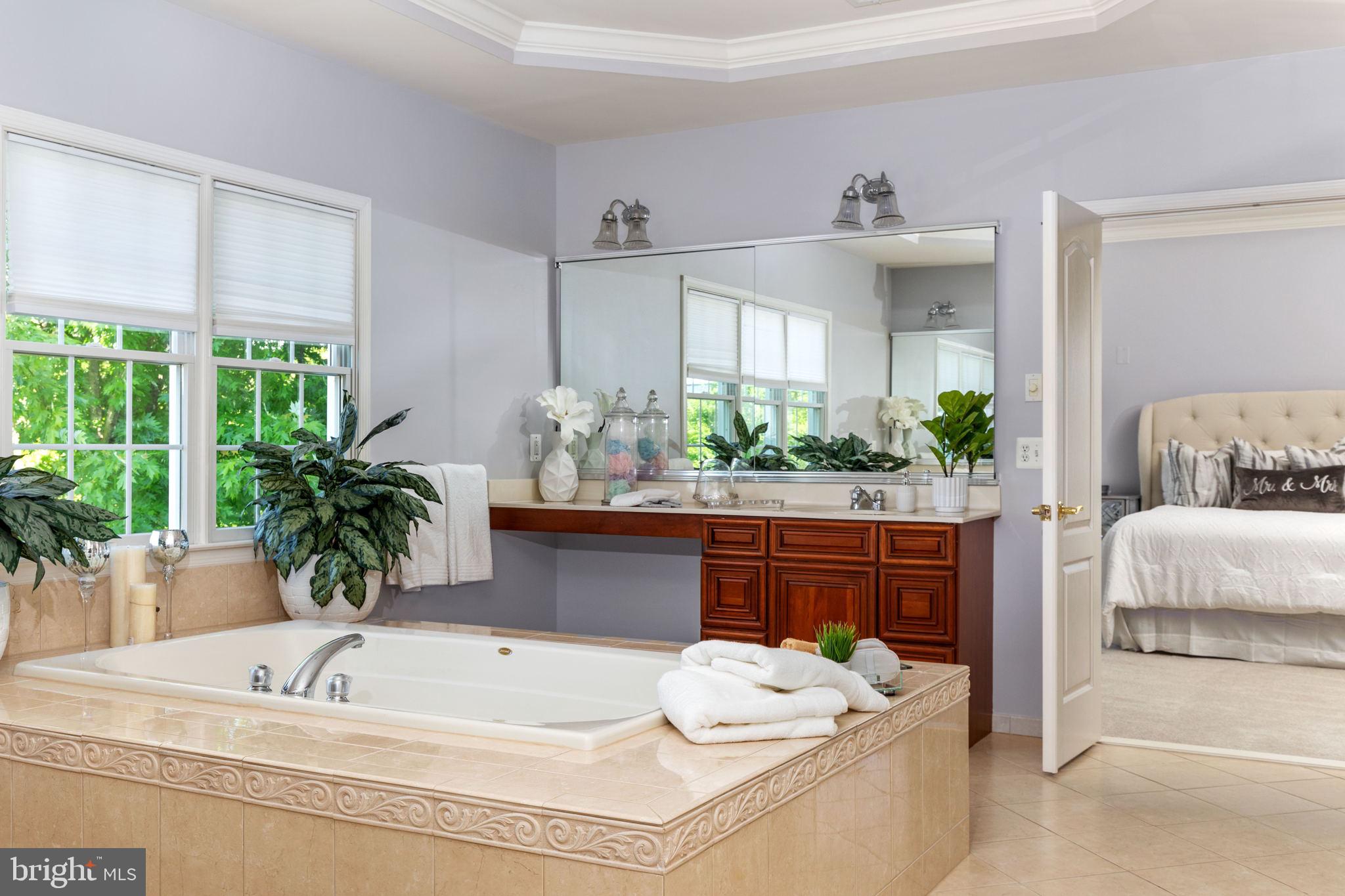 DOMINION VALLEY COUNTRY CLUB - Residential