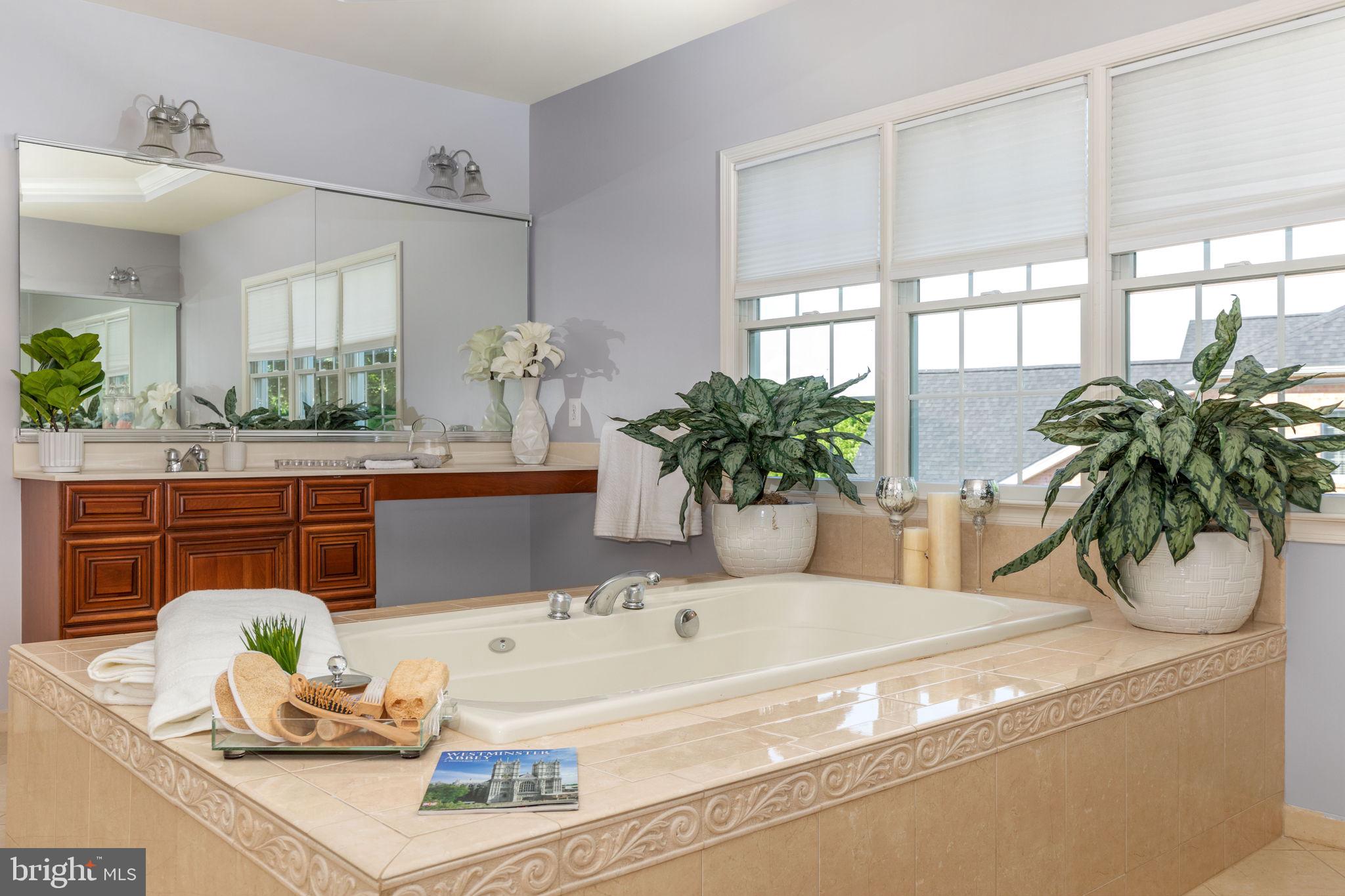 DOMINION VALLEY COUNTRY CLUB - Residential