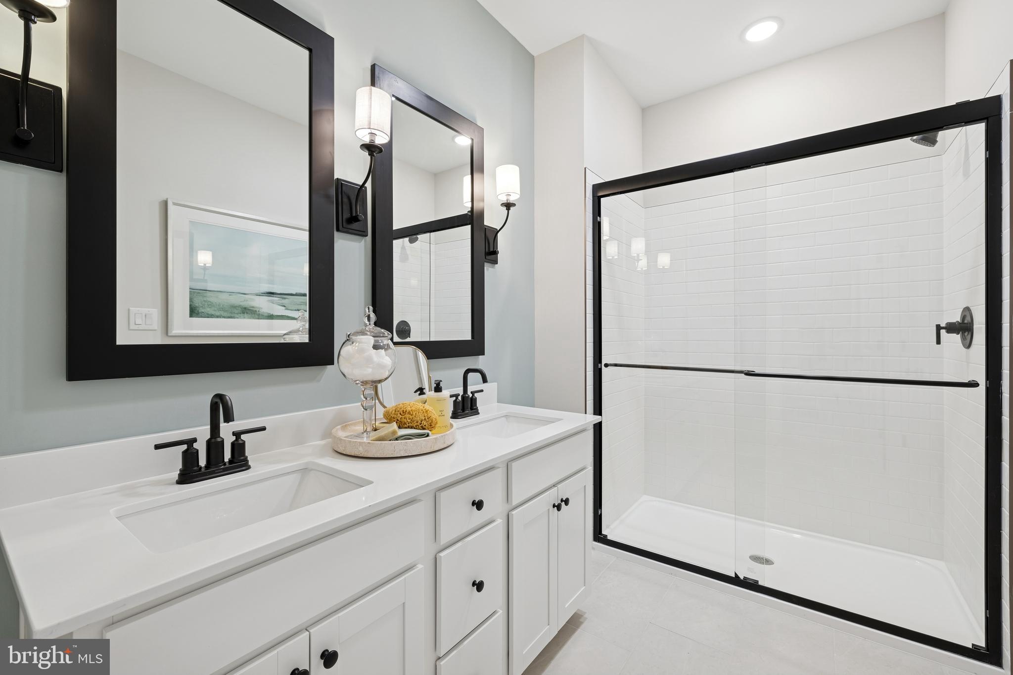 CAPTAINS WAY - Residential