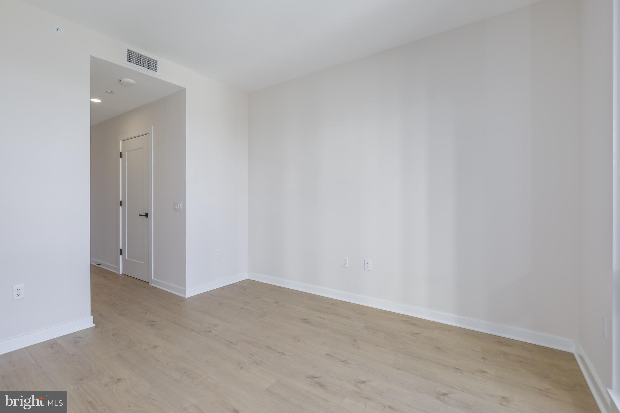 FALLS CHURCH CITY - Residential