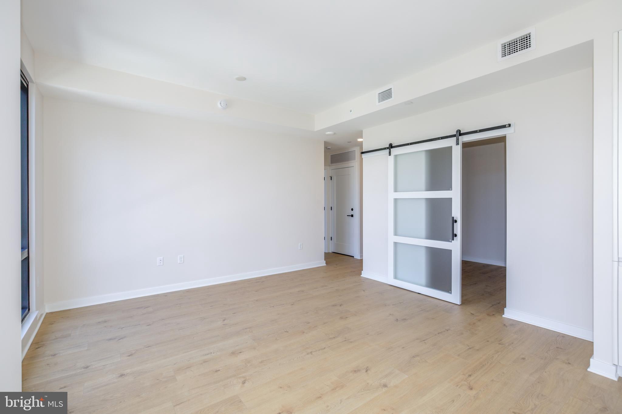 FALLS CHURCH CITY - Residential