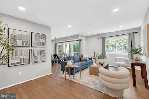 Condo For Rent - 2908 Kings Chapel Road #03<br/> FALLS CHURCH, VA 22042
