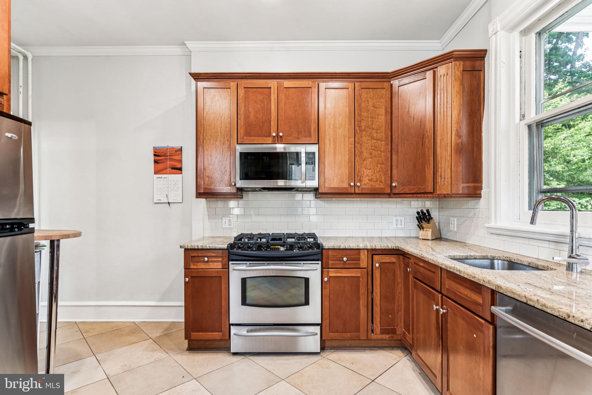 SPRUCE HILL - Residential