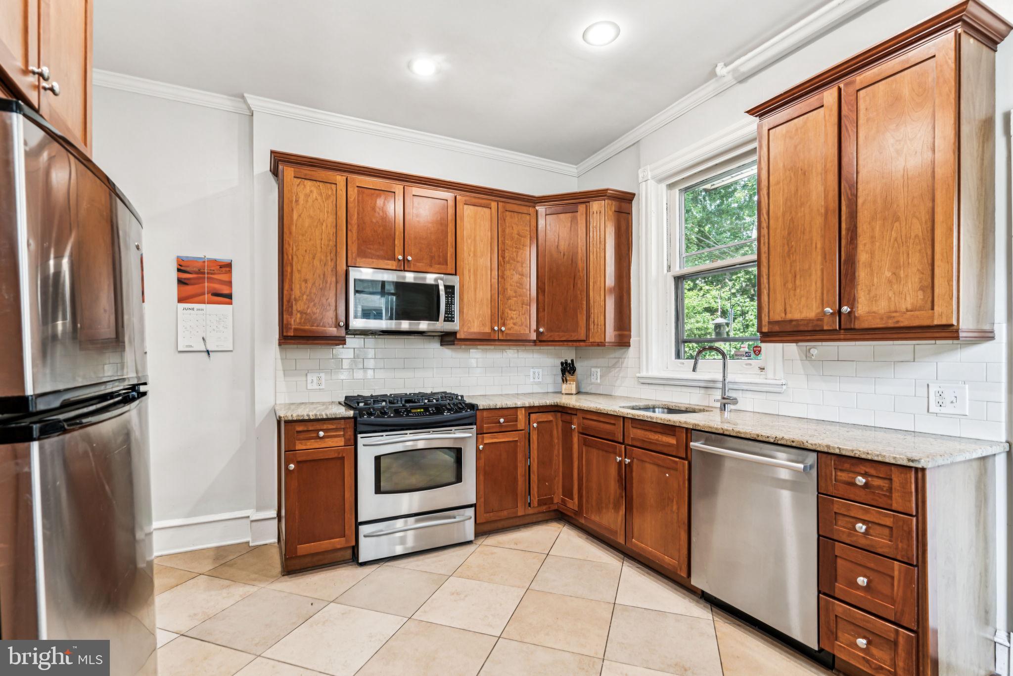 SPRUCE HILL - Residential